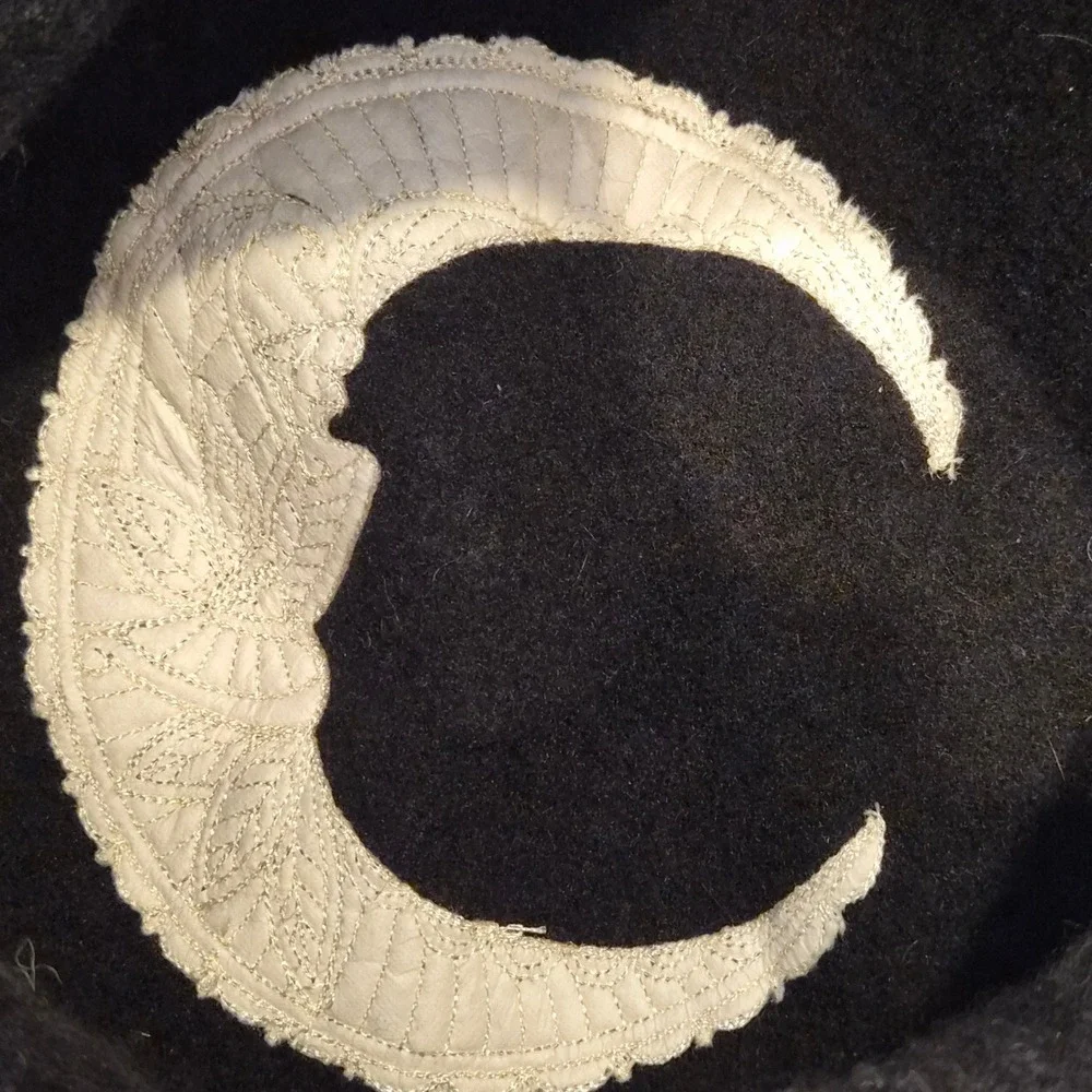Black Wool Beret Embroidered Crescent Moon XVIII Roman Numeral Gothic Celestial